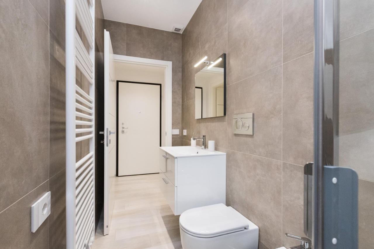 Magnoliaapartments - 18A Visconti Duomo Милано Екстериор снимка