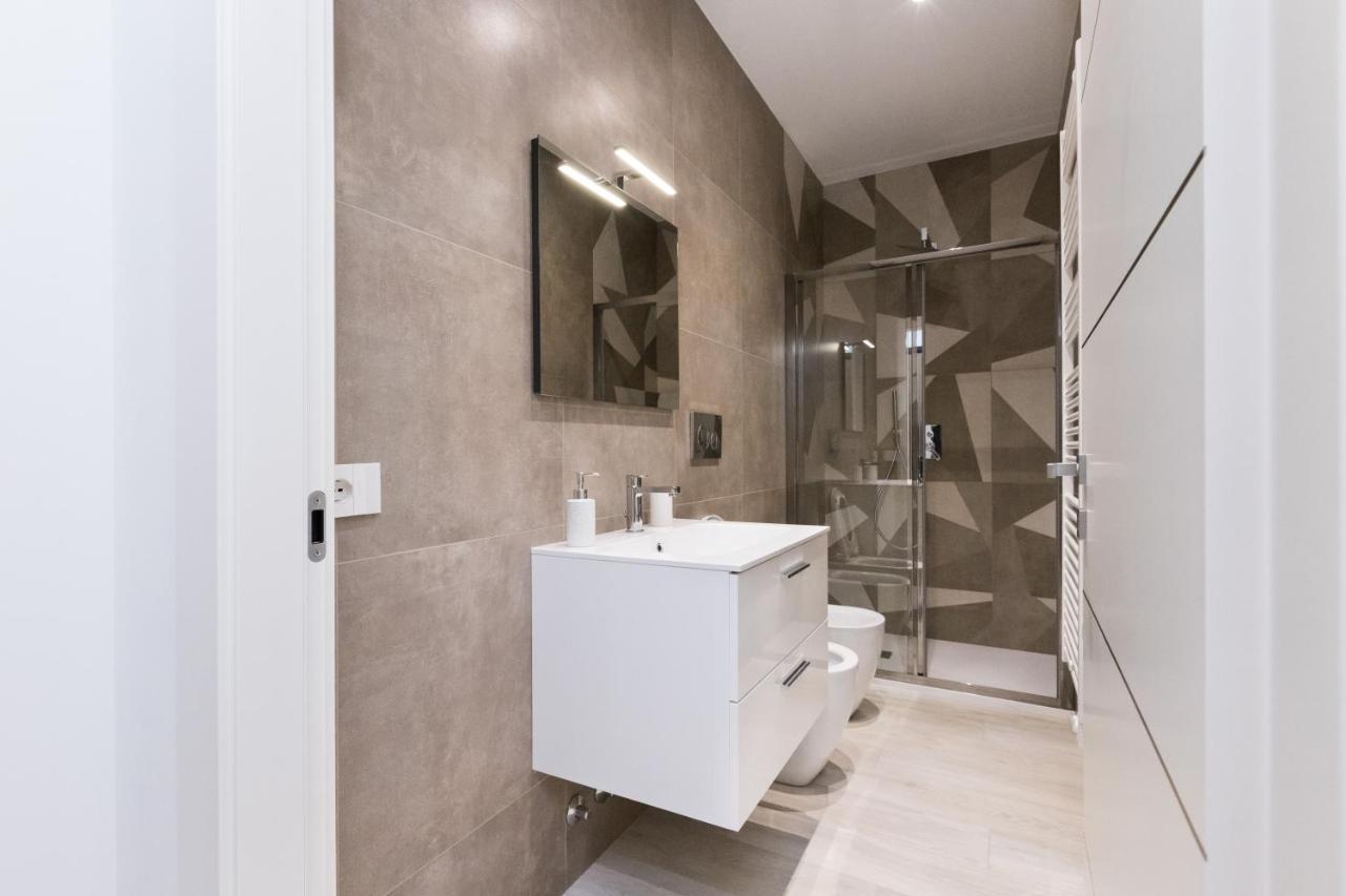 Magnoliaapartments - 18A Visconti Duomo Милано Екстериор снимка