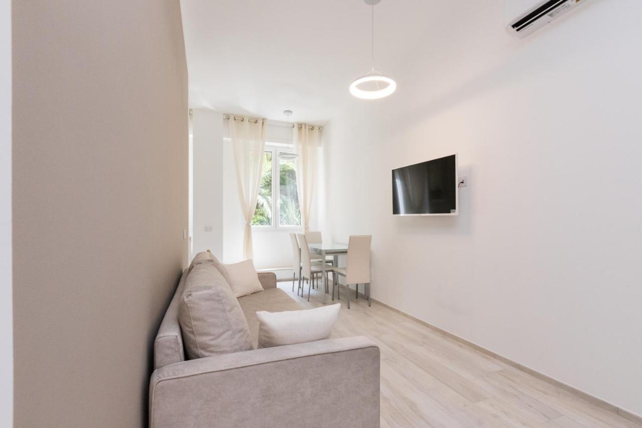 Magnoliaapartments - 18A Visconti Duomo Милано Екстериор снимка