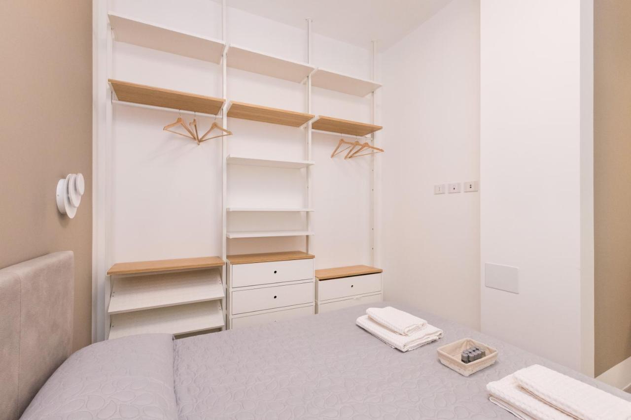 Magnoliaapartments - 18A Visconti Duomo Милано Екстериор снимка
